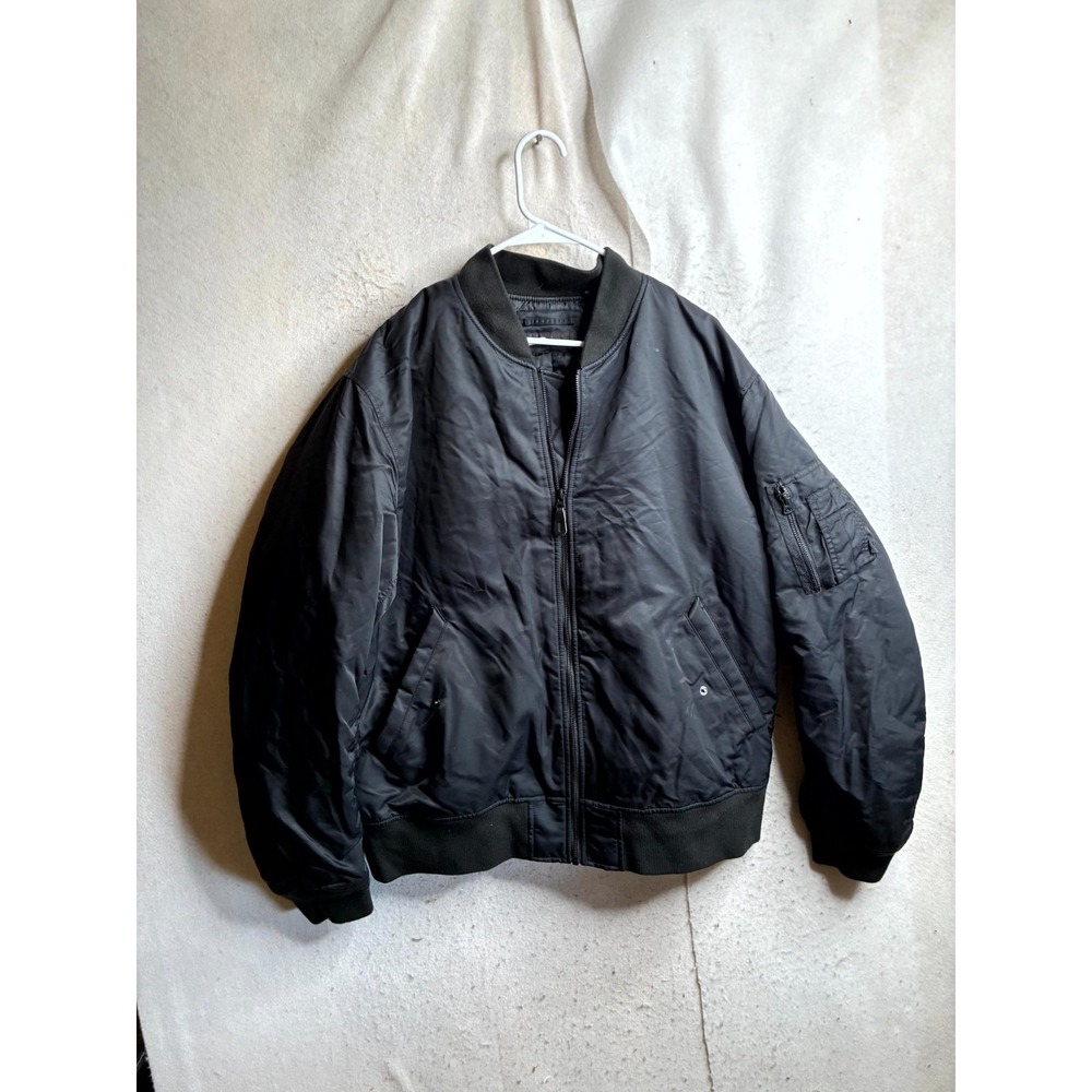 Uniqlo MA-1 Blouson Bomber Jacket Unisex Large Black Water Repellent Insulated